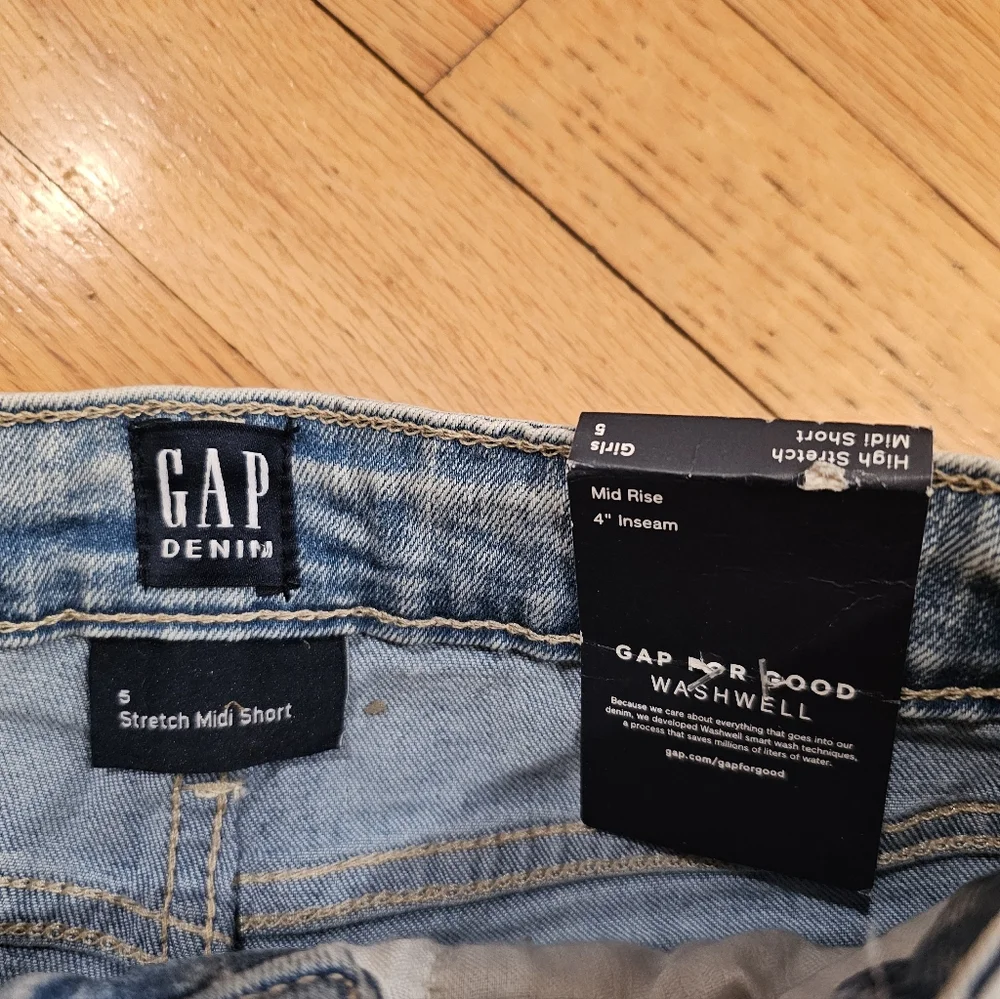 Gap Girls Stretch Midi Short
